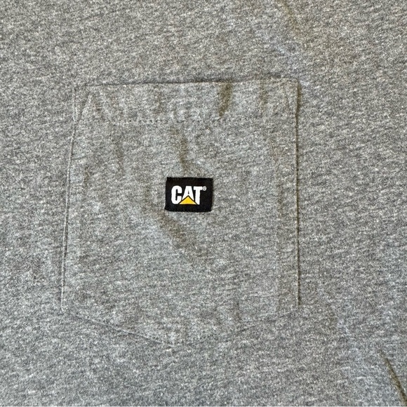 CAT Heavy Equipment Supply Co. grey and white t-shirt men’s L measures 21x28 - Picture 4 of 6